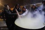 پخت شله زرد در پنجمین روز از ماه محرم