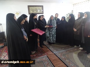 دیدار صمیمی سرپرست آموزشکده فنی و حرفه ای دختران ارومیه دکتر اشرفی ، کارکنان و اساتید با خانواده محترم شهید سرفراز اسلام فرمان تقی زاده ساکن در روستای بالو  2