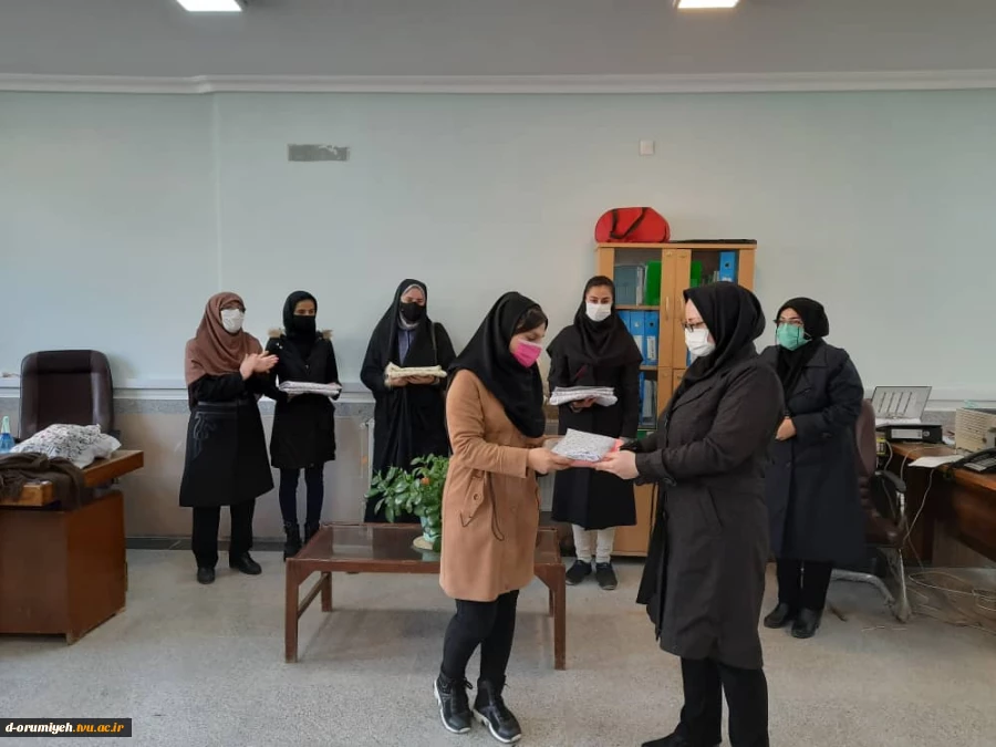 اهداء جوایز و تقدیر از برگزیدگان  مسابقات فرهنگی و ورزشی 2