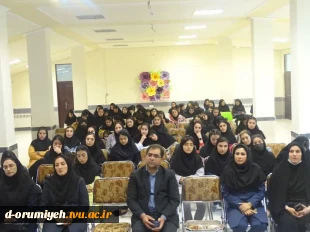 برگزاری دومین نشست از سلسه نشست‌های کارآفرینی  7