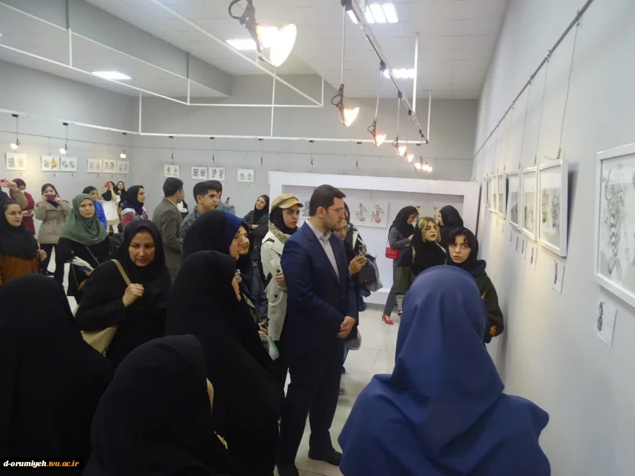 برپایی نمایشگاه گروهی دانشجویی "طراحی کارکتر" توسط آموزشکده فنی و حرفه‌ای دختران ارومیه  3