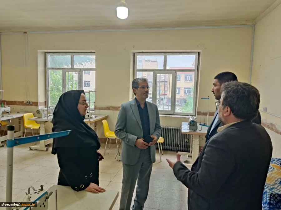 بازدید دکتر کلباسی مسجد شاهی از آموزشکده دختران ارومیه 4